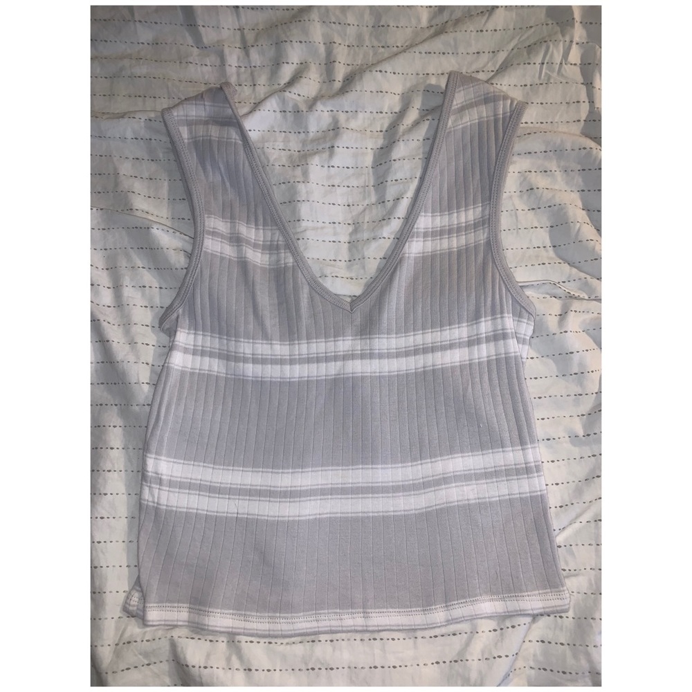 BDG V Neck Crop Top